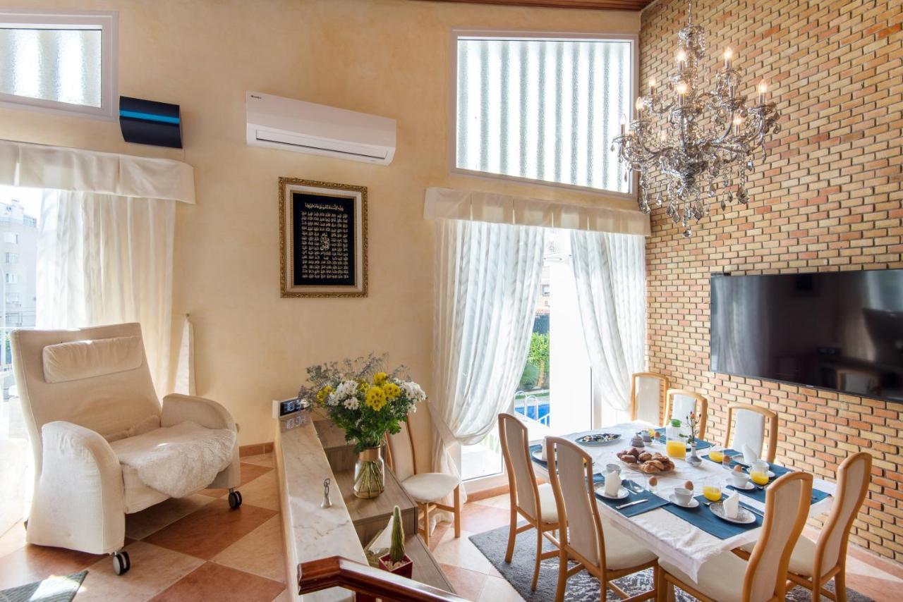 Villa Palm Beach Marina Benalmadena 3 Min Walking From The Sea Luaran gambar